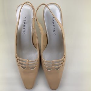 Caressa Octavia Sling Back Tan 3” Heel Size 8 M